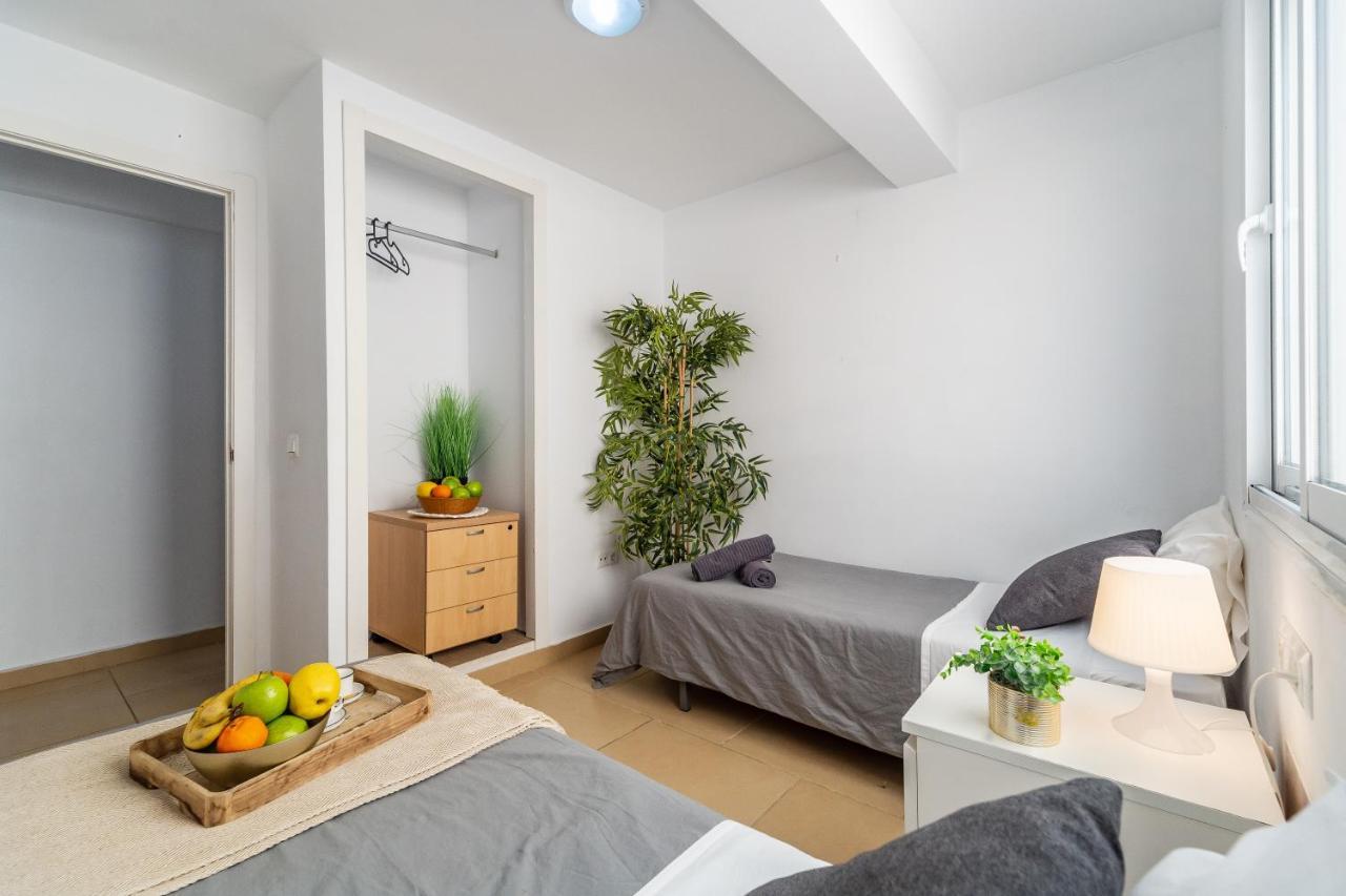 Fuengirola Paseo Maritimo Deluxe Apartment By The Beach Exterior foto